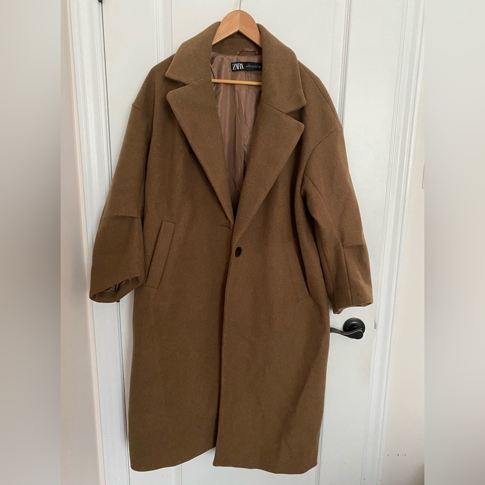 Camel trench coat from Zara